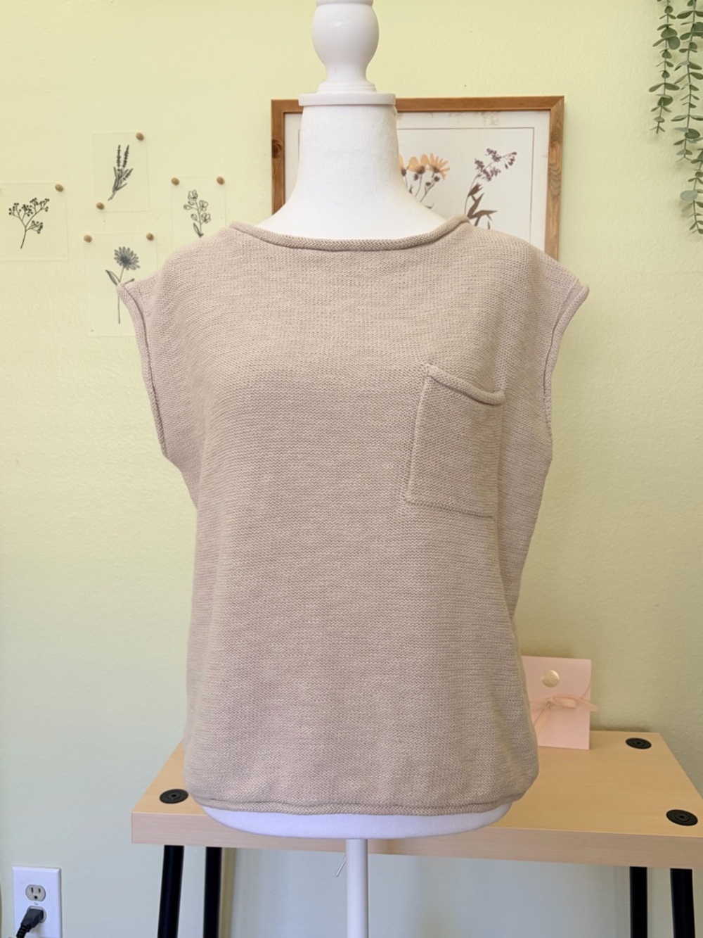 Sanctuary Beige 100% Cotton Knit Sweater Tank Top Pocket Cap Sleeve Size M